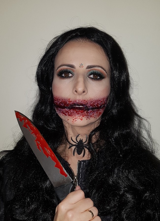 Chelsea Smile Halloween makeup